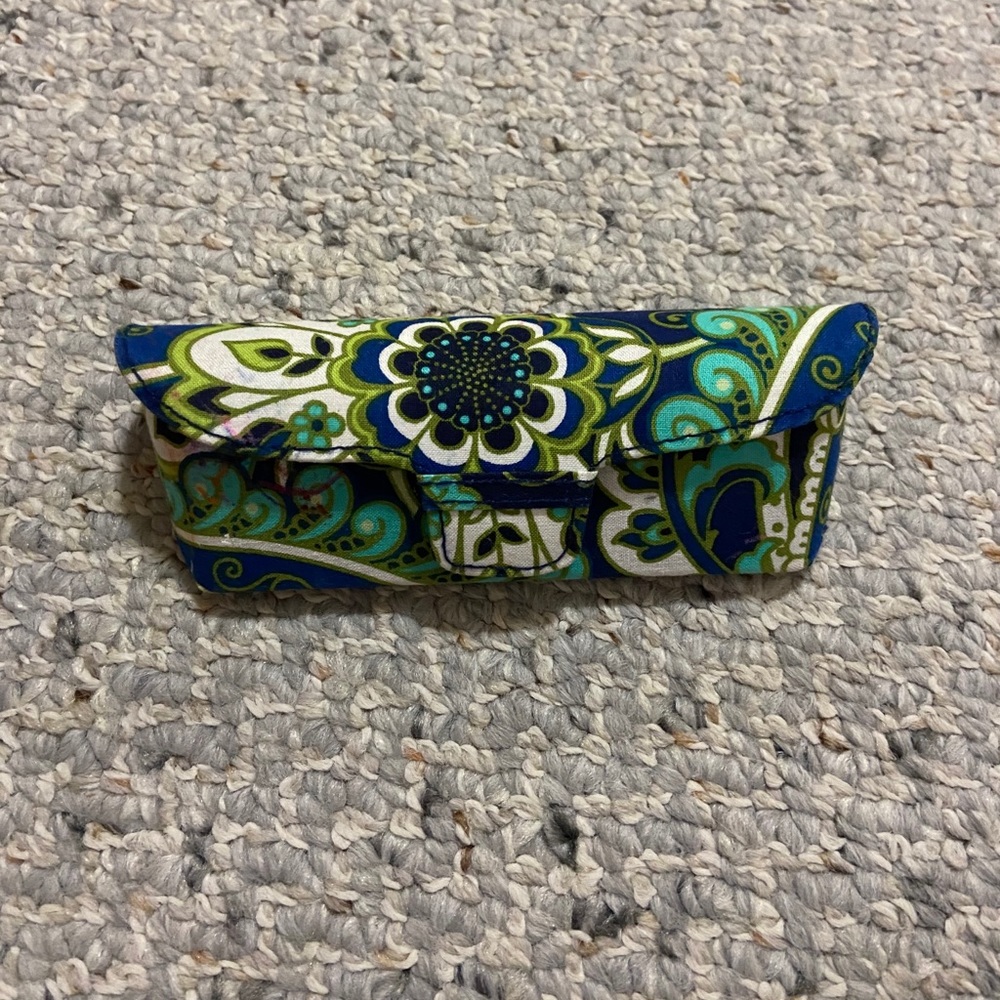 Vera Bradley eye glasses case